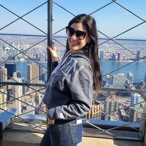 Meet your Posher, Andrea